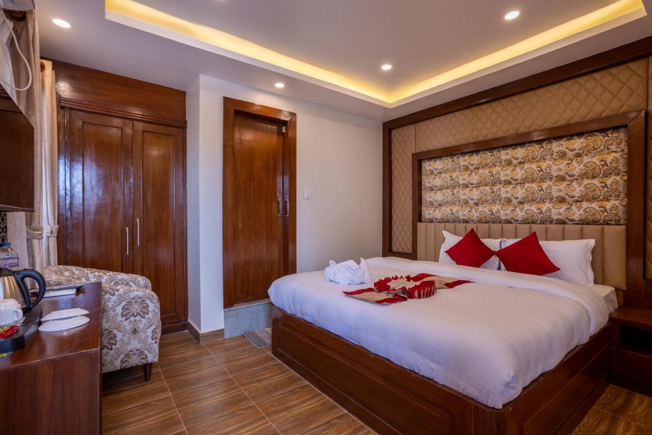 Airport Himalaya Boutique Hotel Kathmandu Exterior photo
