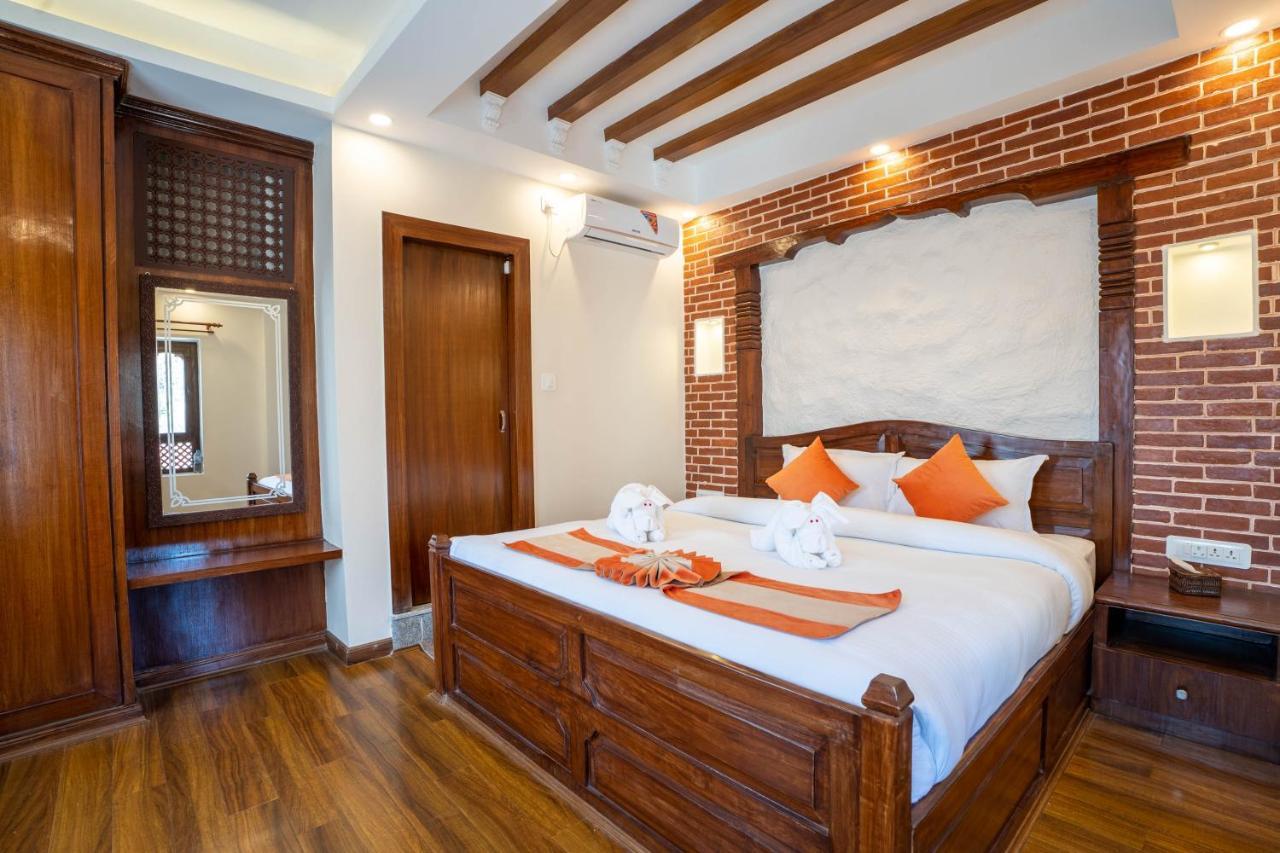 Airport Himalaya Boutique Hotel Kathmandu Exterior photo