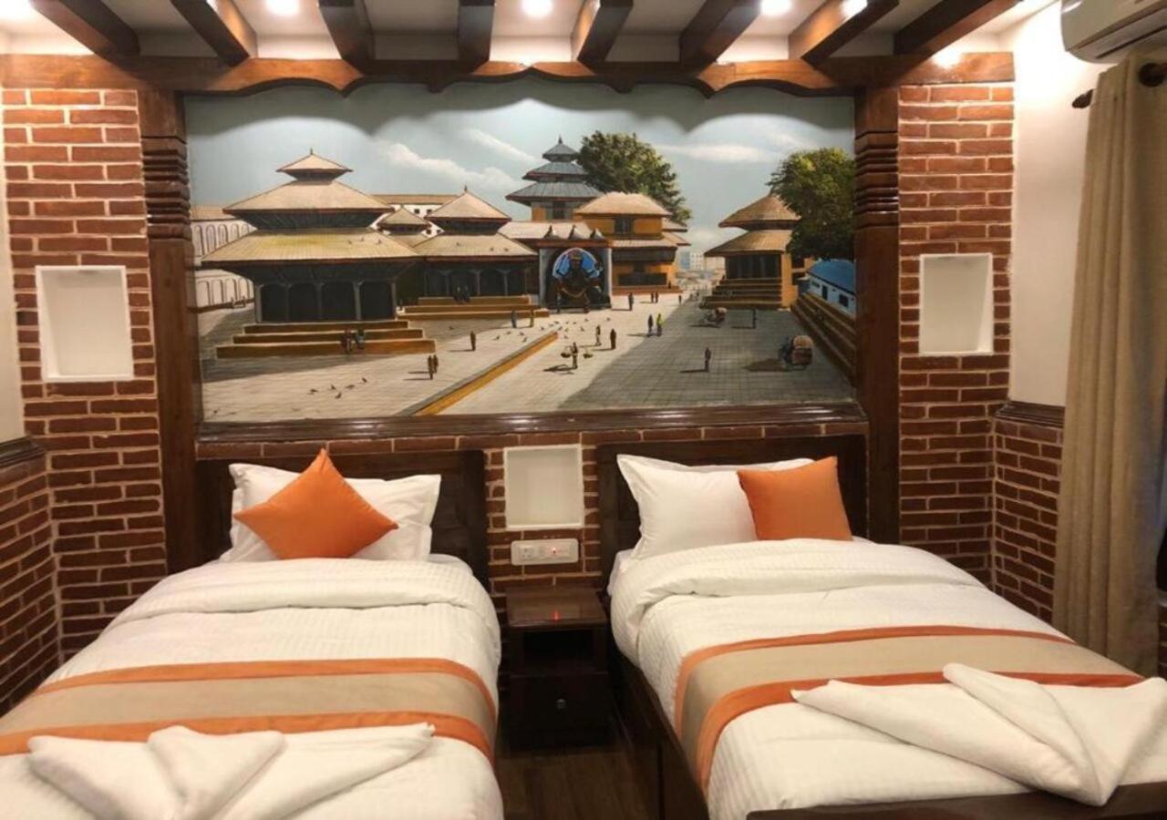 Airport Himalaya Boutique Hotel Kathmandu Exterior photo