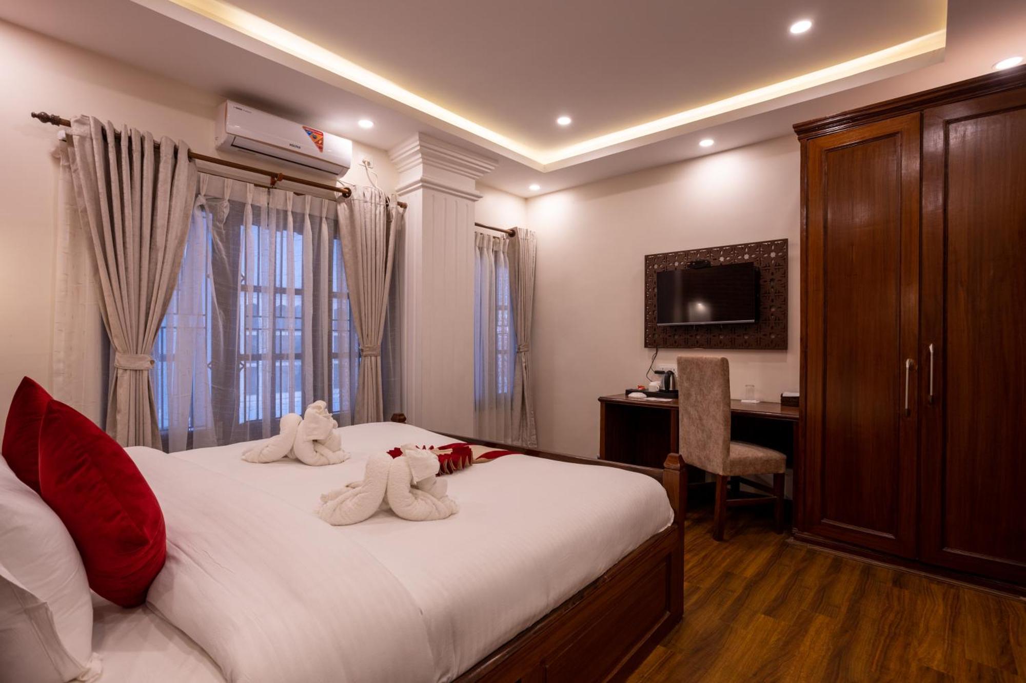 Airport Himalaya Boutique Hotel Kathmandu Exterior photo
