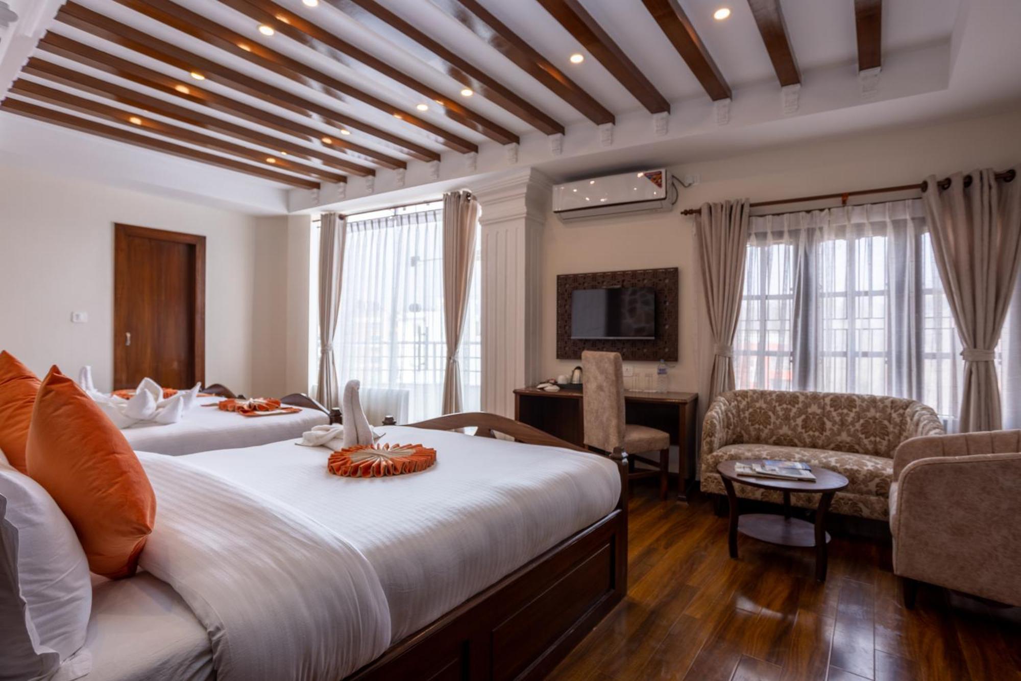 Airport Himalaya Boutique Hotel Kathmandu Exterior photo
