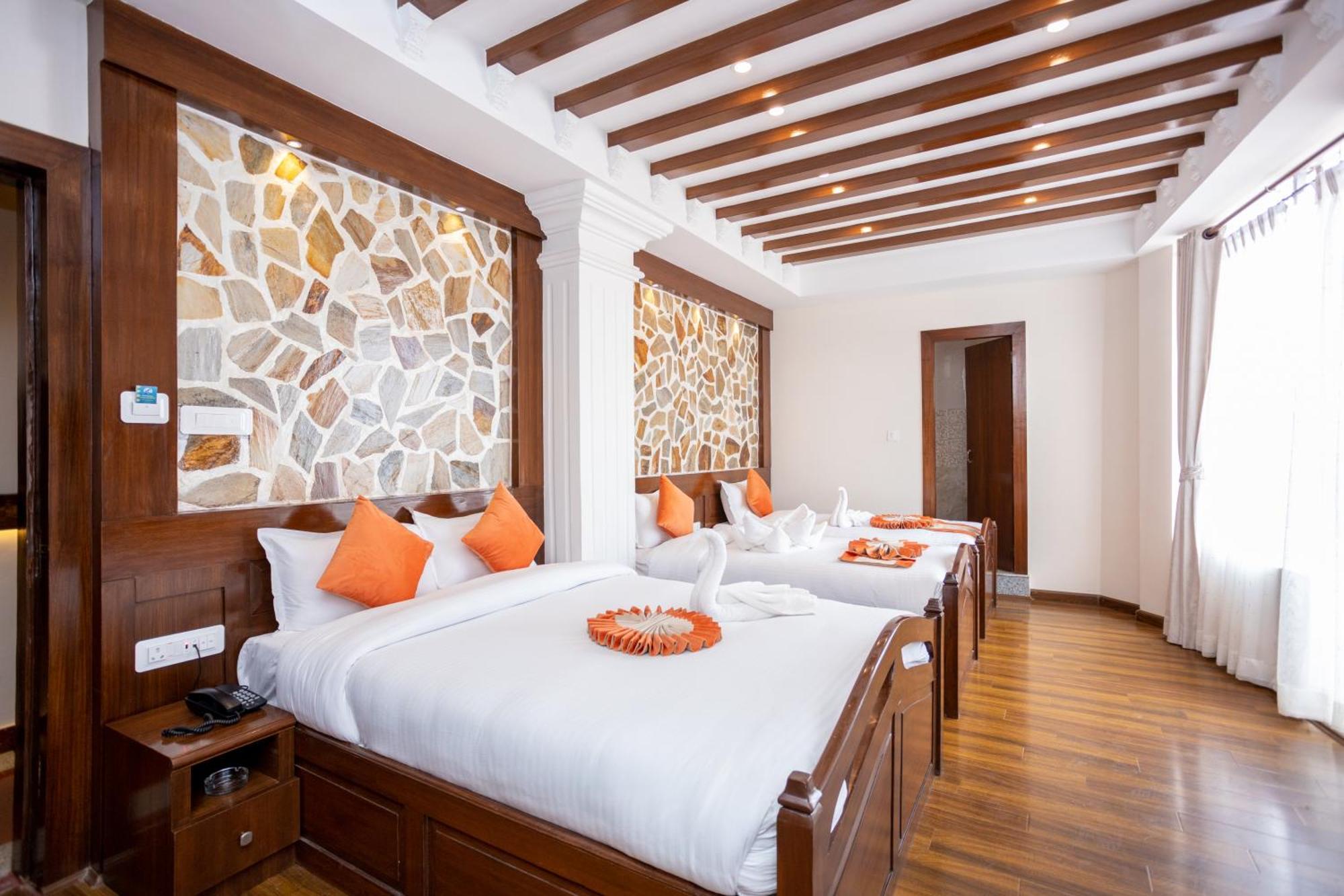 Airport Himalaya Boutique Hotel Kathmandu Exterior photo